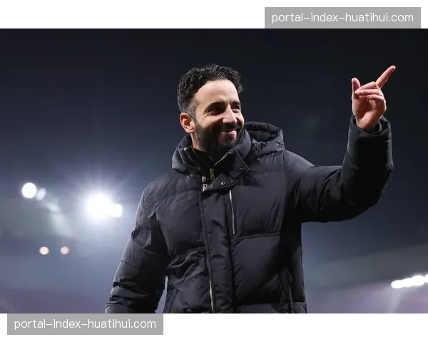 曼联新援谢什科门前处理遭批评 主帅阿莫林无奈锋线选择有限